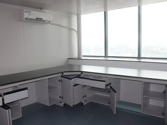 實(shí)驗(yàn)室裝修如何選擇合適的實(shí)驗(yàn)室通風(fēng)柜
