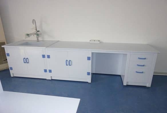 廣州實驗臺廠家