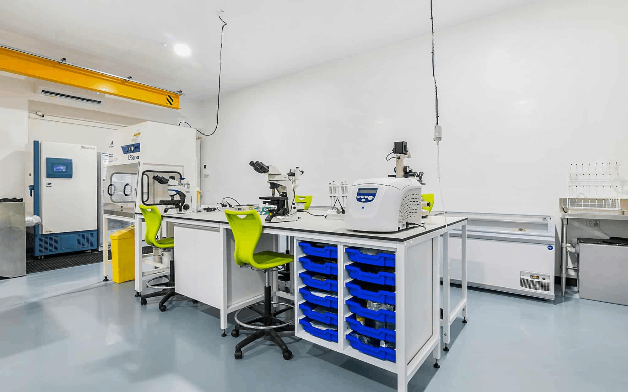 實驗室裝修每平米省 800 元！這些材料替代方案設(shè)計師絕不透