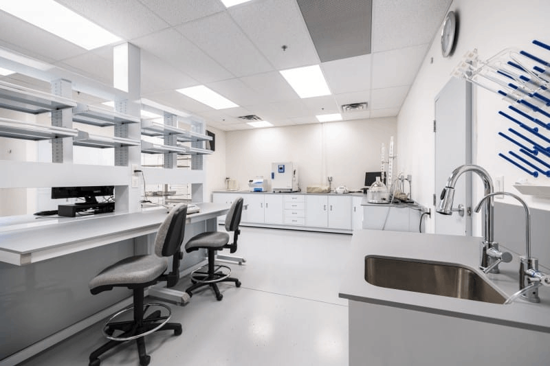 實驗室照明設計與布局：提升工作效率的關鍵