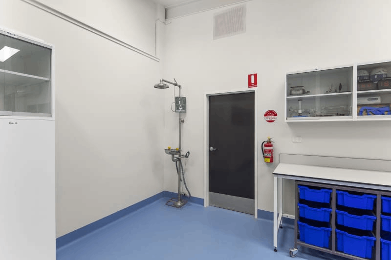 實驗室裝修項目管理：確保項目按時按質完成的關鍵策略