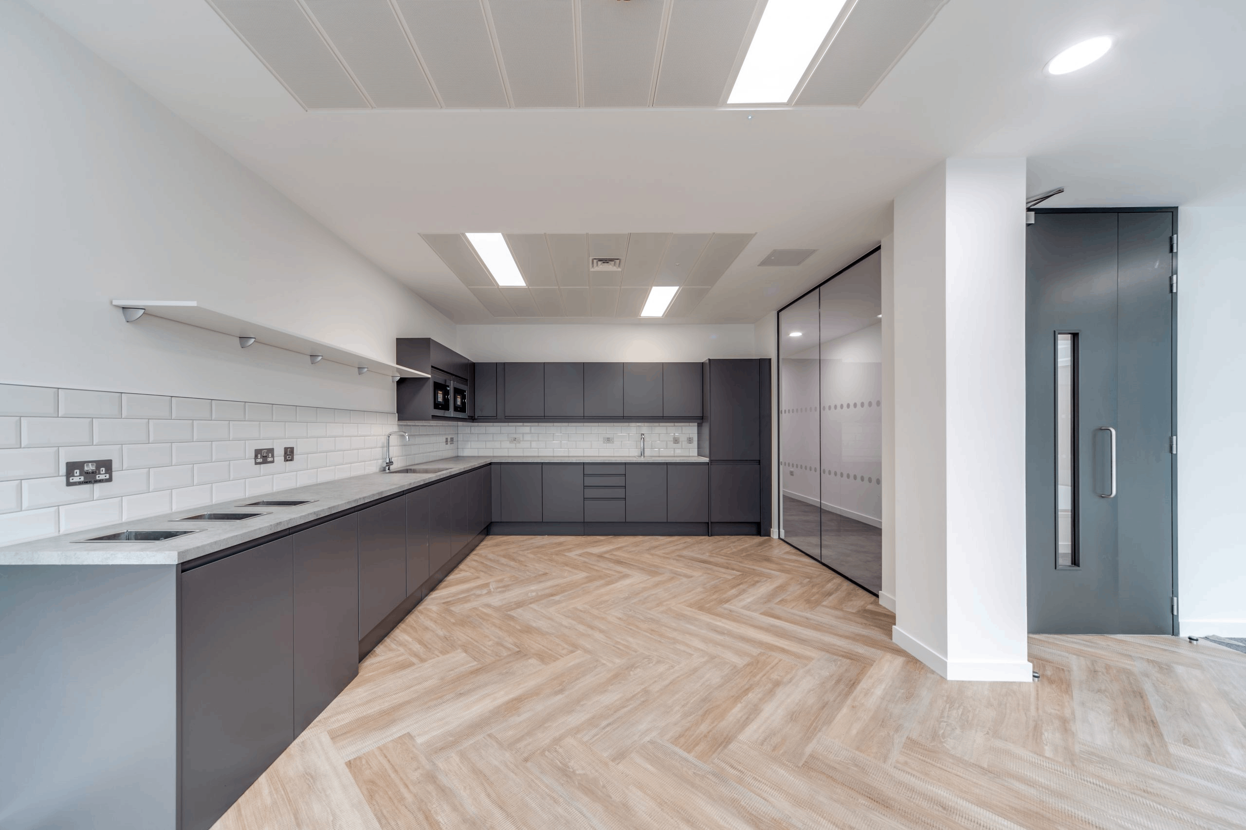 一起來看看出入境實驗室裝修有什么技巧呢？